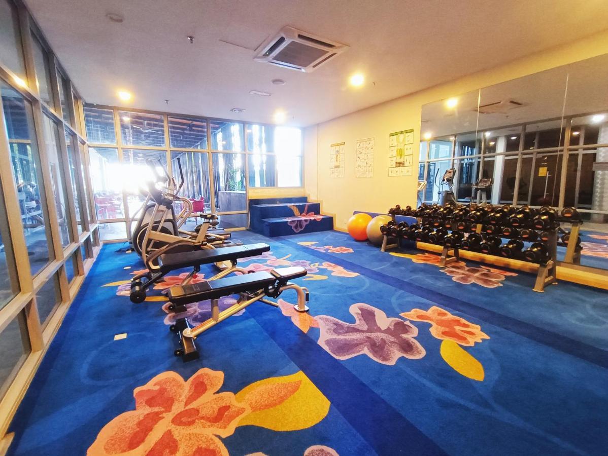 Apartment Straits Private
