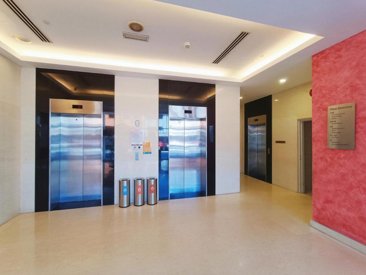 Straits Private Apartment *